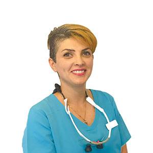 Leila Ghasemi, Dentist
